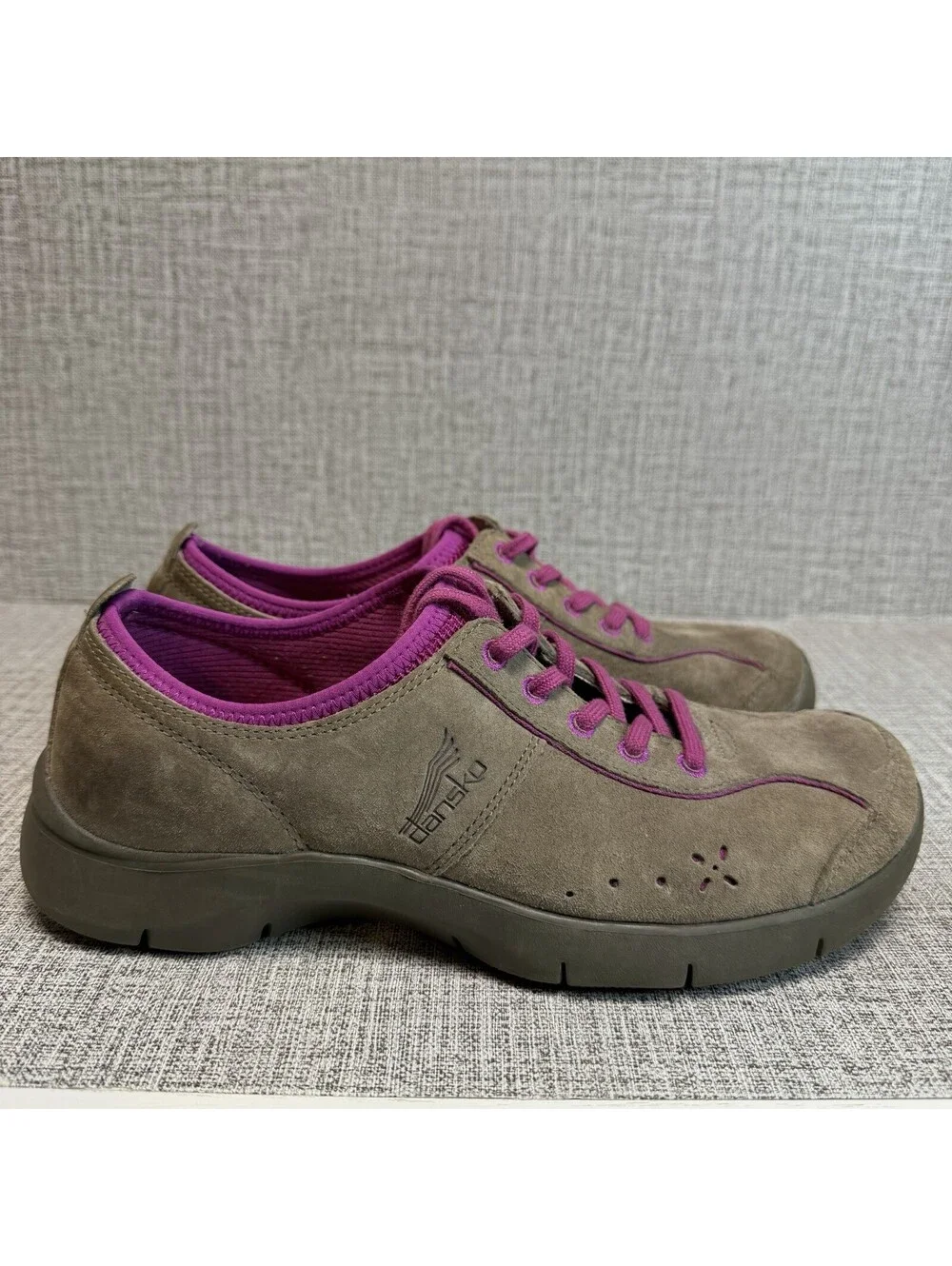 Dansko Shoes Womens Sz 38 EU Tan Suede Leather Elise Comfort Walking Sneaker